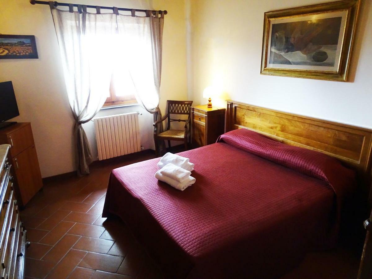 Hotel Sabrina Кортона Екстериор снимка